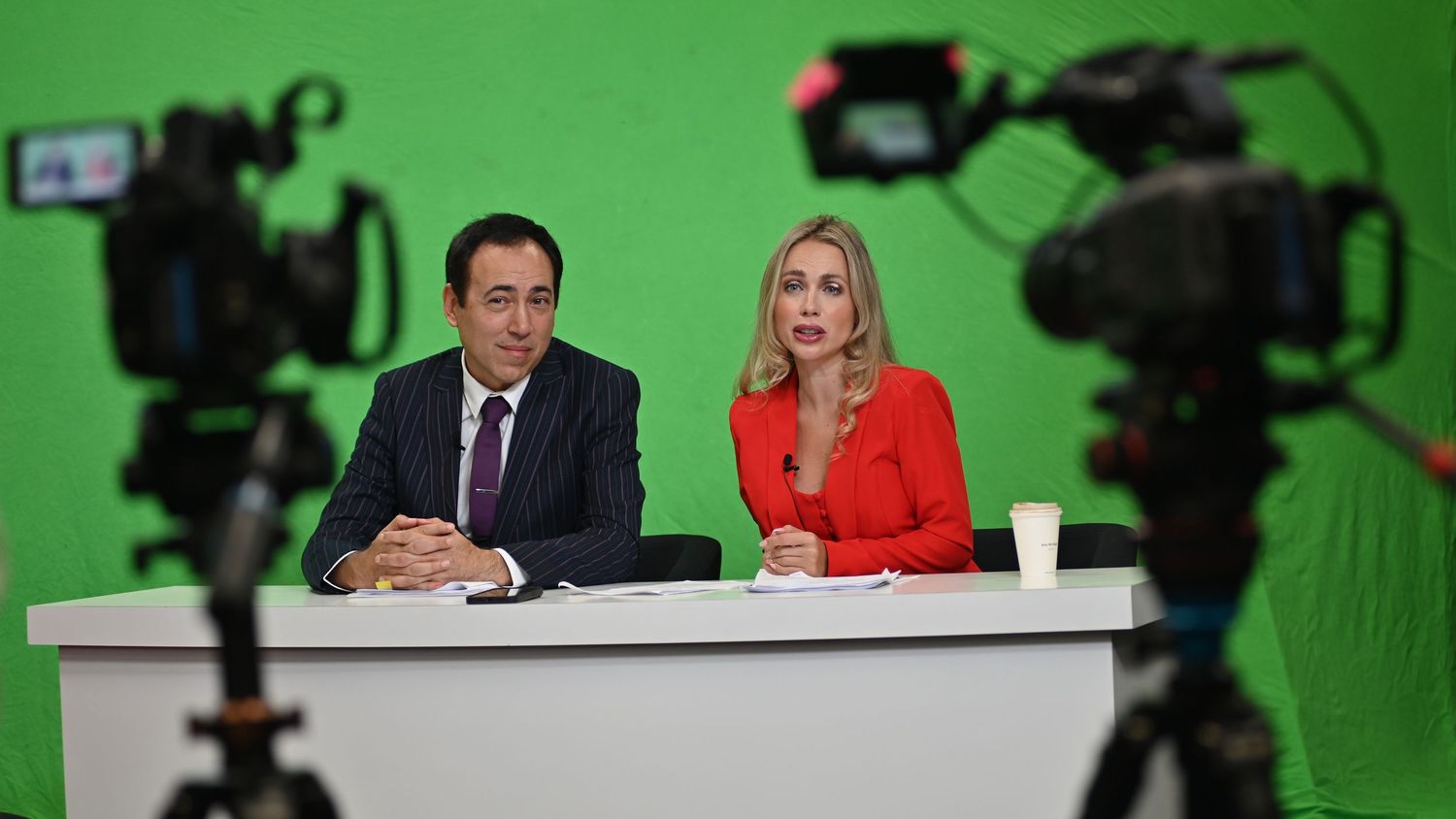 Studio scene BTS