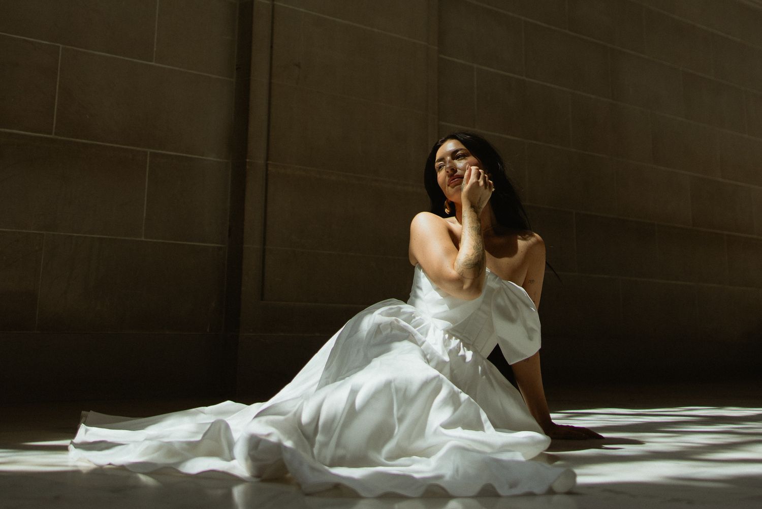 Editorial luxury elopement portrait at San Francisco City Hall, California, by Sammy Aucella Photography