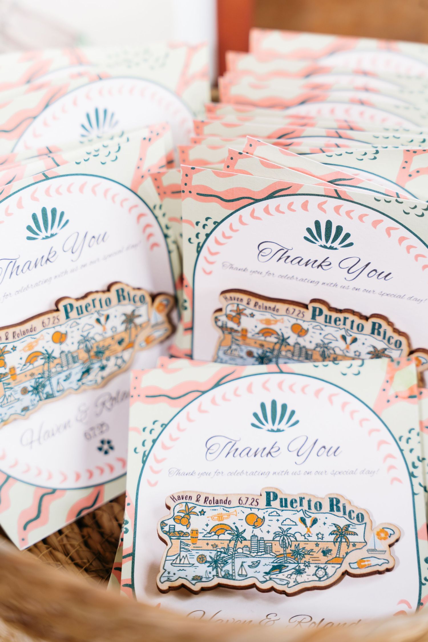 Decorative Puerto Rico-themed thank you cards with blue and orange design elements displayed in a group.