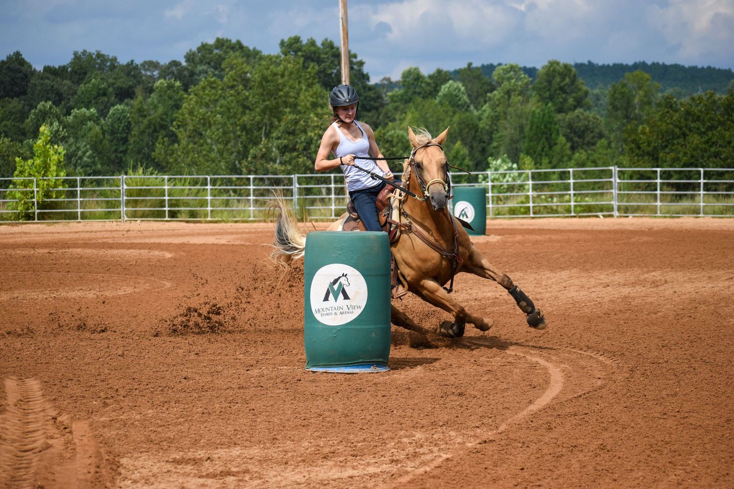 barrel racing photographer in Dawsonville Georgia at summit ranch equestrian park Dahlonega Georgia rodeo photographer
