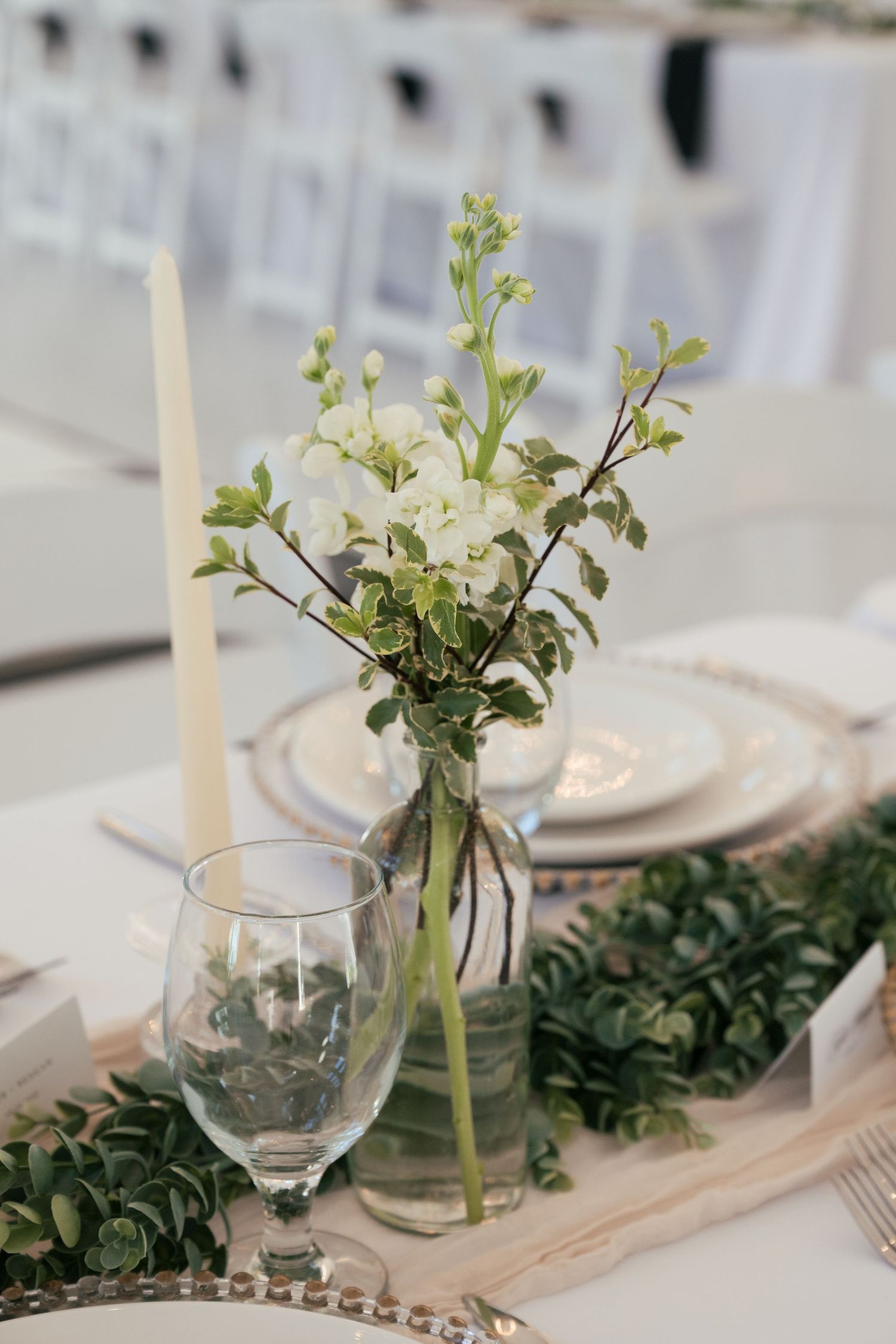 wedding decor and details at a Tennessee wedding at The Monroe in McMinnville, TN