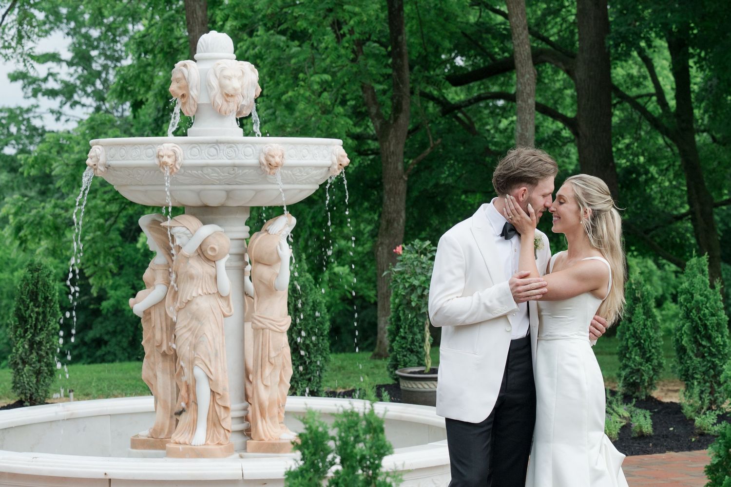 wedding portrait in Spring Hill, Tennessee