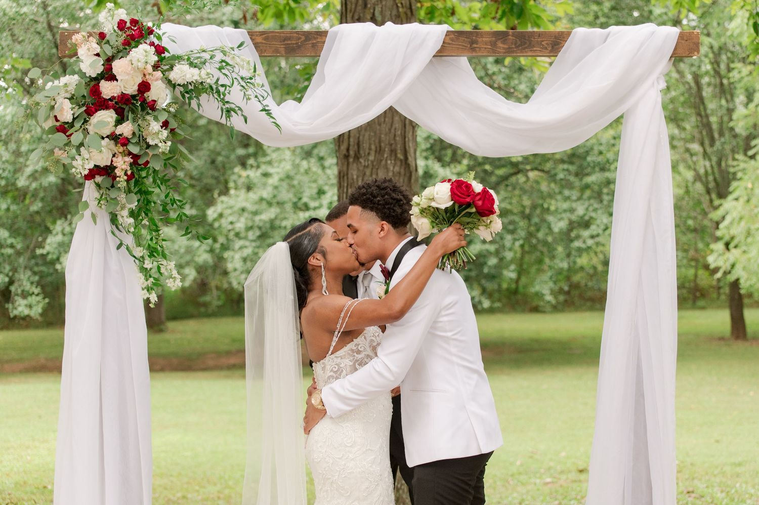 First Kiss at their wedding