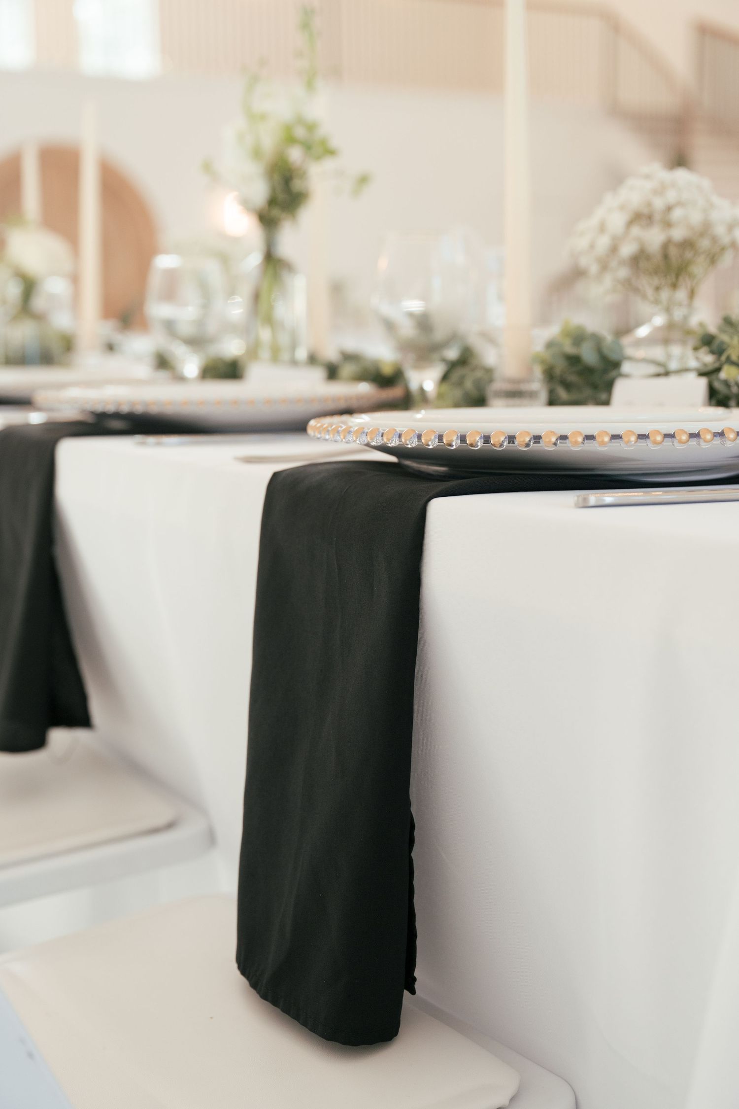 wedding decor and details at a Tennessee wedding at The Monroe in McMinnville, TN