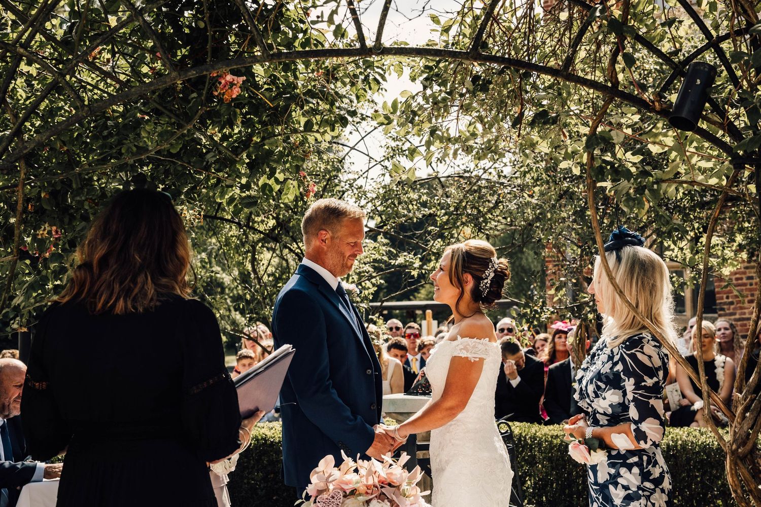 Pendell Court, Bletchingley Surrey, documentary wedding photography