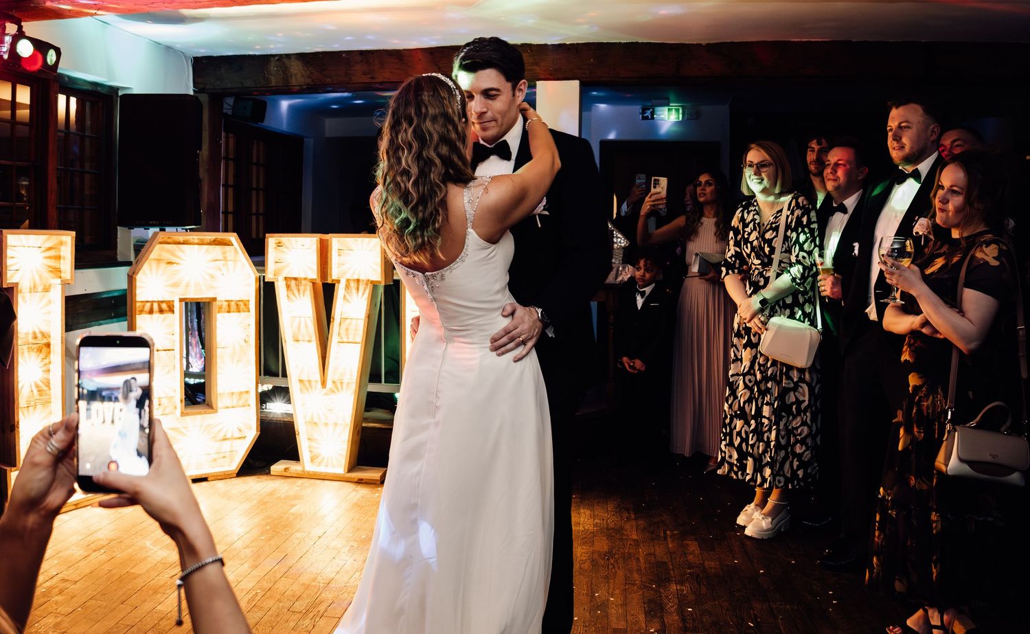 Wedding, The Barn Tunbridge Wells, Kent wedding photographer. Documentary wedding photographer, relaxed wedding photographer