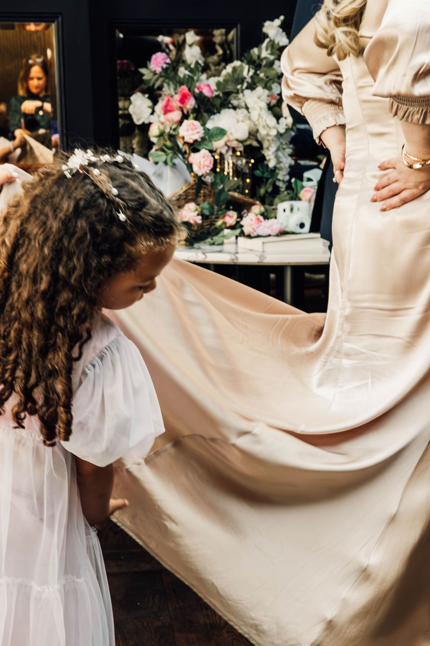 Walthamstow town hall, London. civil ceremony listed wedding venue couple bride and groom confetti shot. wedding.