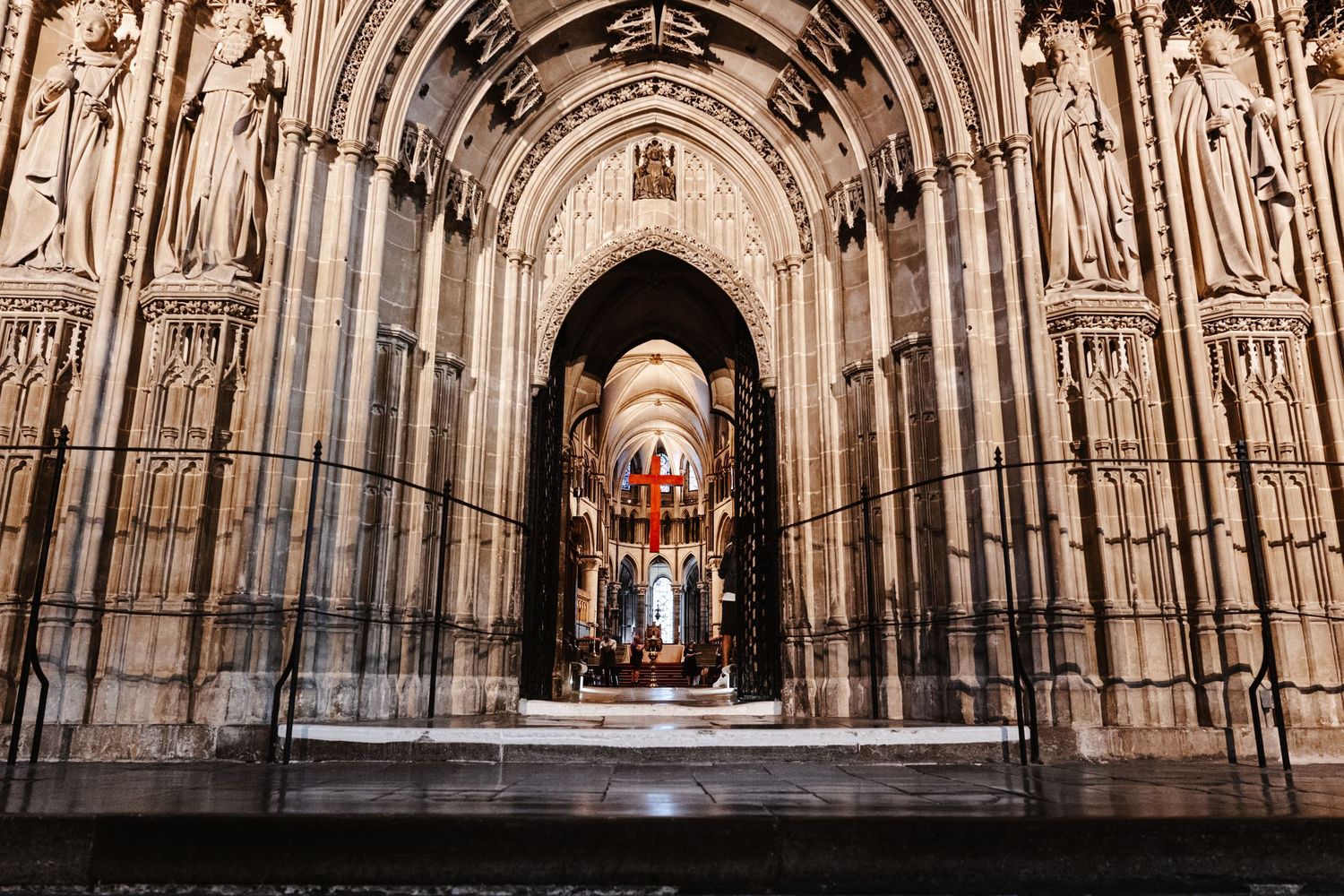 Canterbury cathedral, Canterbury cathedral lodge, crypt wedding ceremony, family, joy, relaxed wedding.Kent documentary wedding photographer