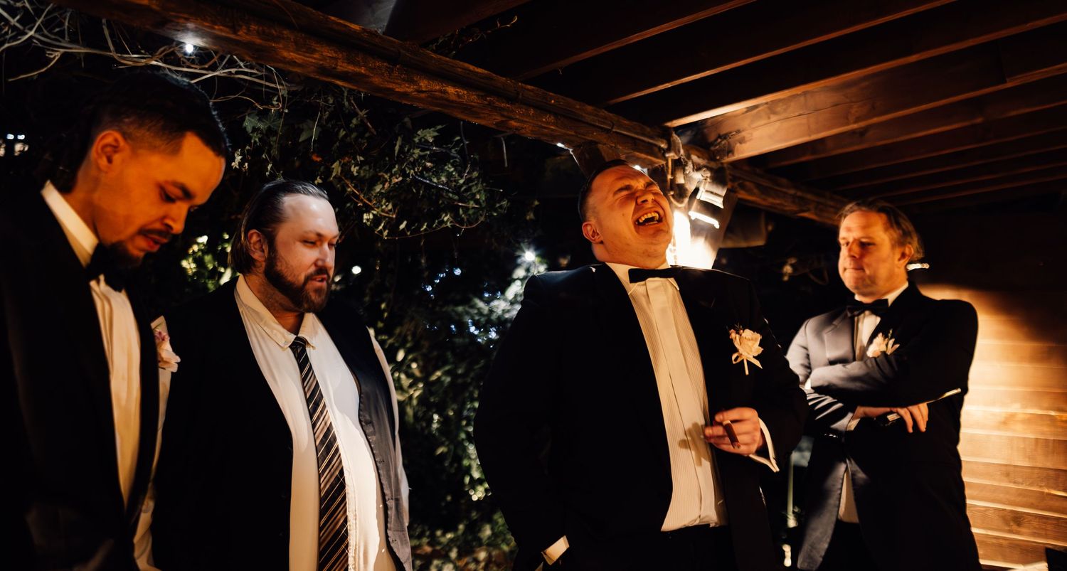 Wedding, The Barn Tunbridge Wells, Kent wedding photographer. Documentary wedding photographer, relaxed wedding photographer