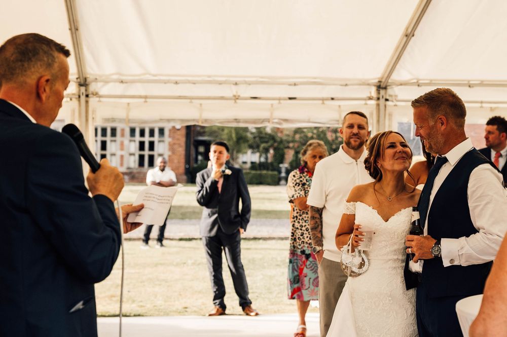 Pendell Court, Bletchingley Surrey, documentary wedding photography