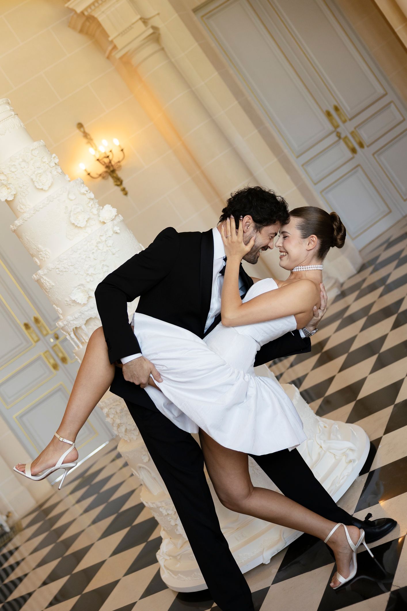 editorial wedding photographer paris & destination, provence, italie, mexique, photographe mariage paris