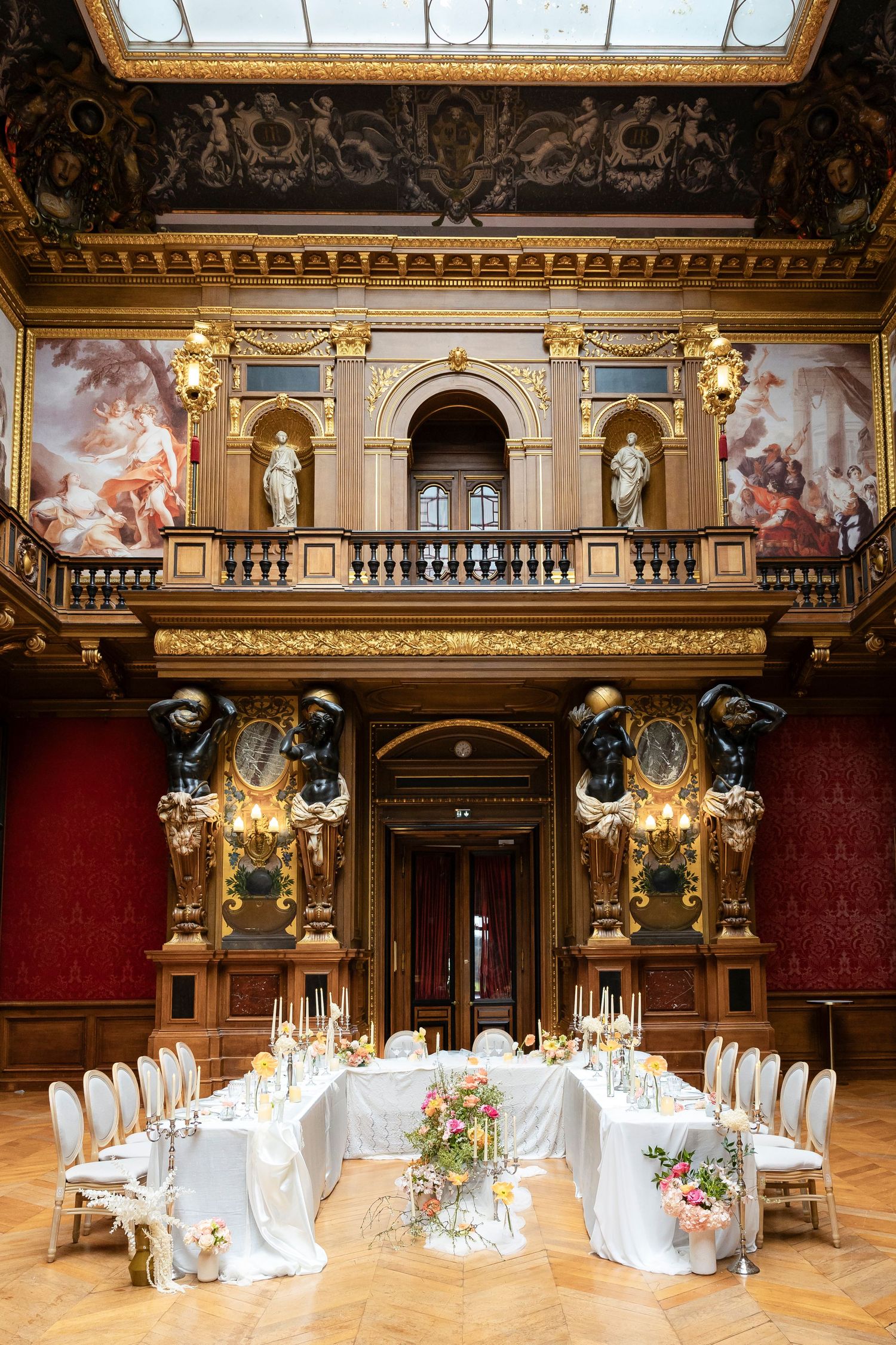 editorial wedding photographer paris & destination, provence, italie, mexique, photographe mariage paris chateau ferrieres