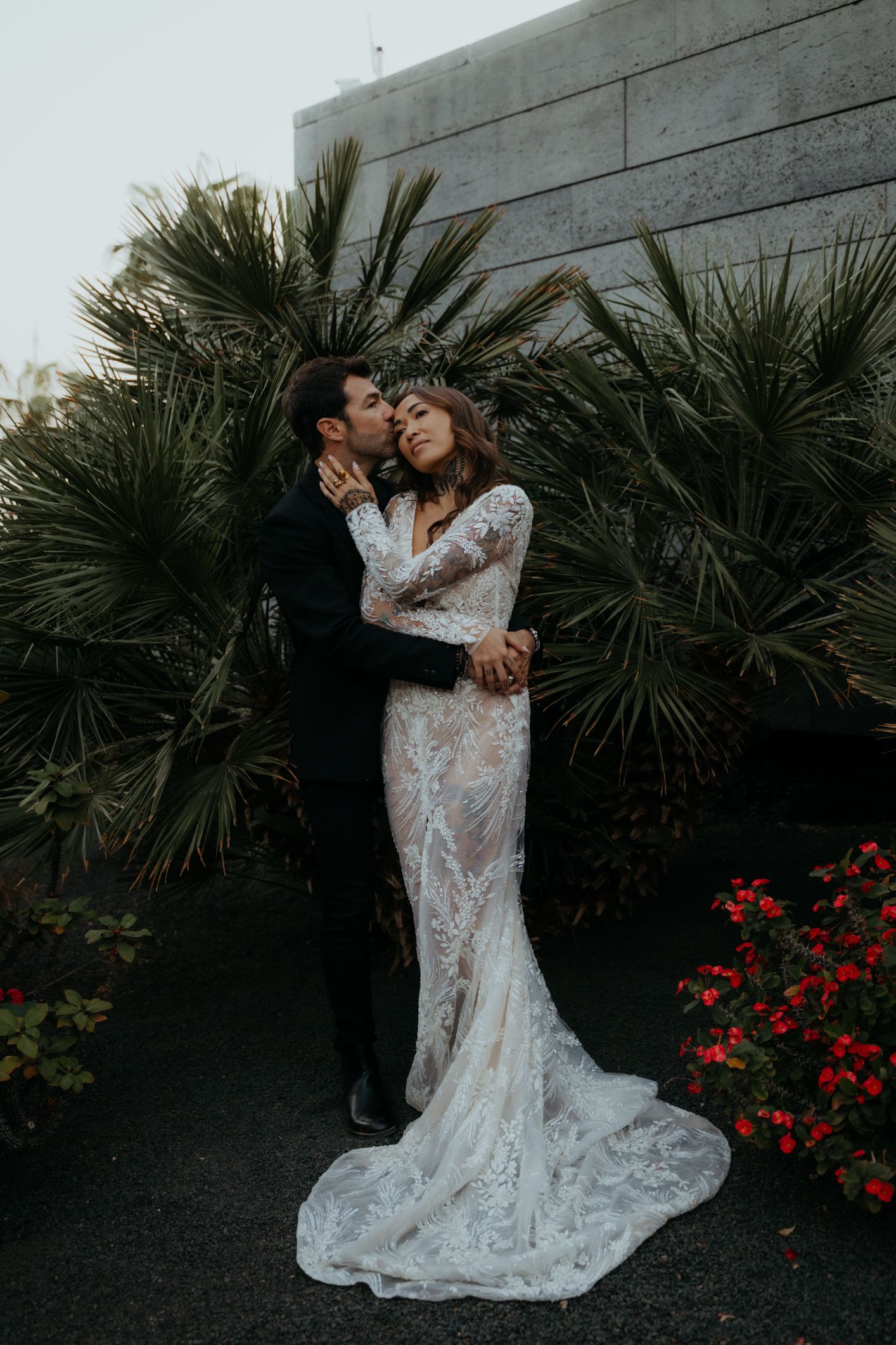 editorial wedding photographer paris & destination, provence, italie, mexique, photographe mariage paris