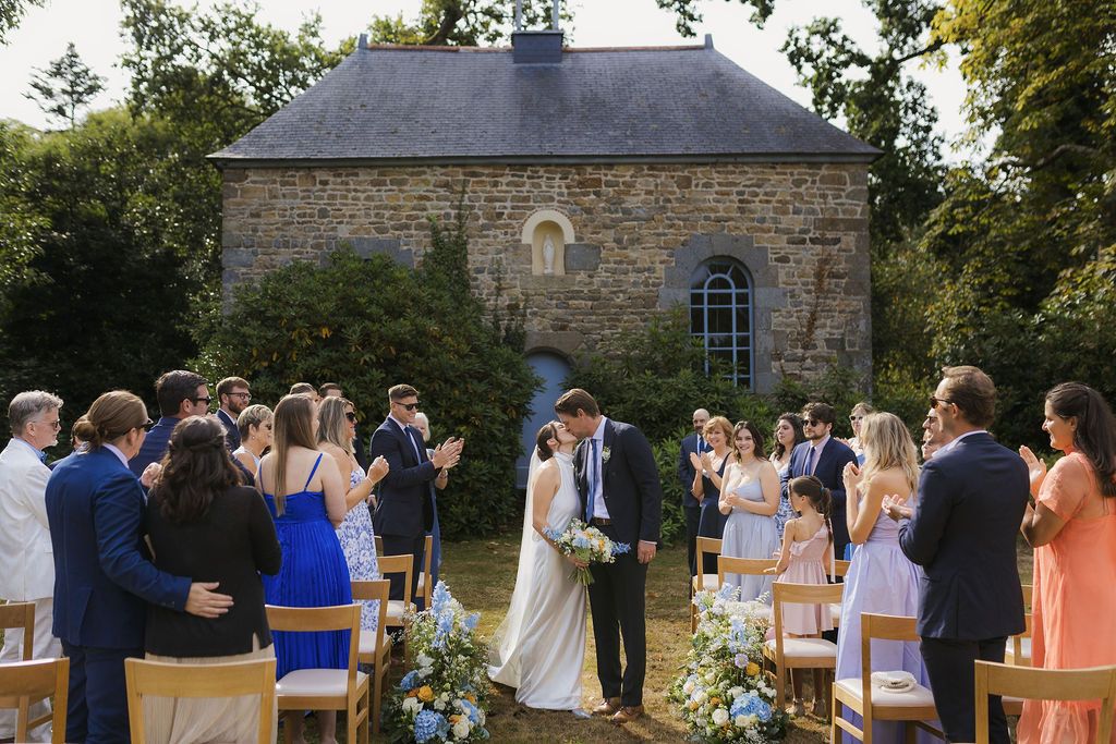 loose editorial wedding photographer paris & destination, provence, italie, mexique, photographe mariage paris