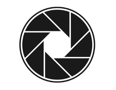 Black camera aperture shutter icon with overlapping blades in a circle, representing photography and lens settings.