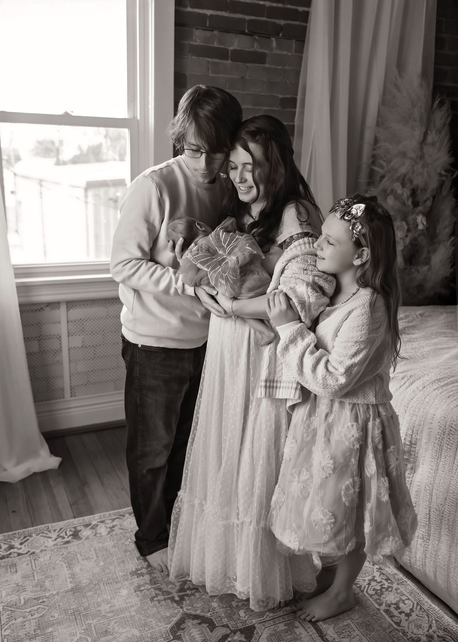 Lifestyle Newborn photoshoot in Central Illinois