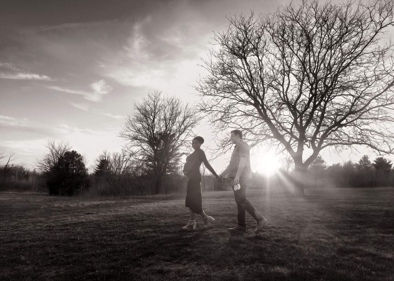 Sunset maternity session at Donovan Park in Peoria, IL