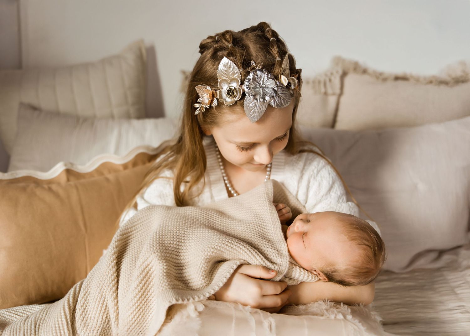 Lifestyle Newborn photoshoot in Central Illinois