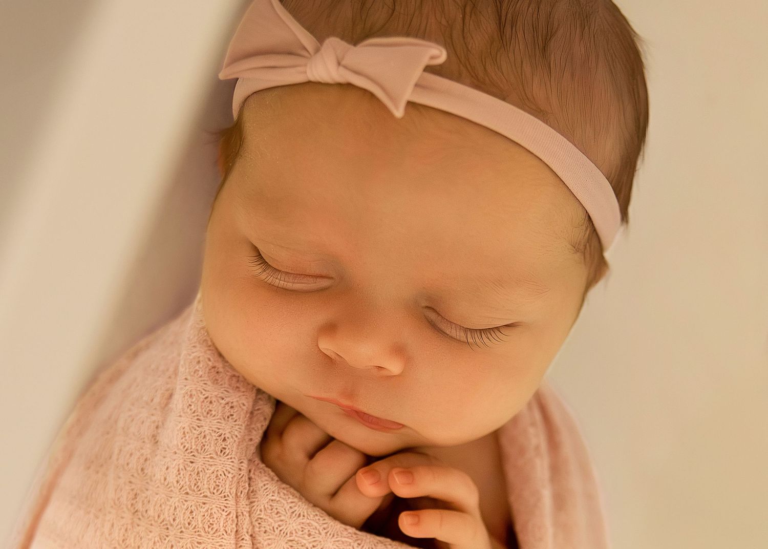 In-home Lifestyle Newborn Photography in Chicago, IL