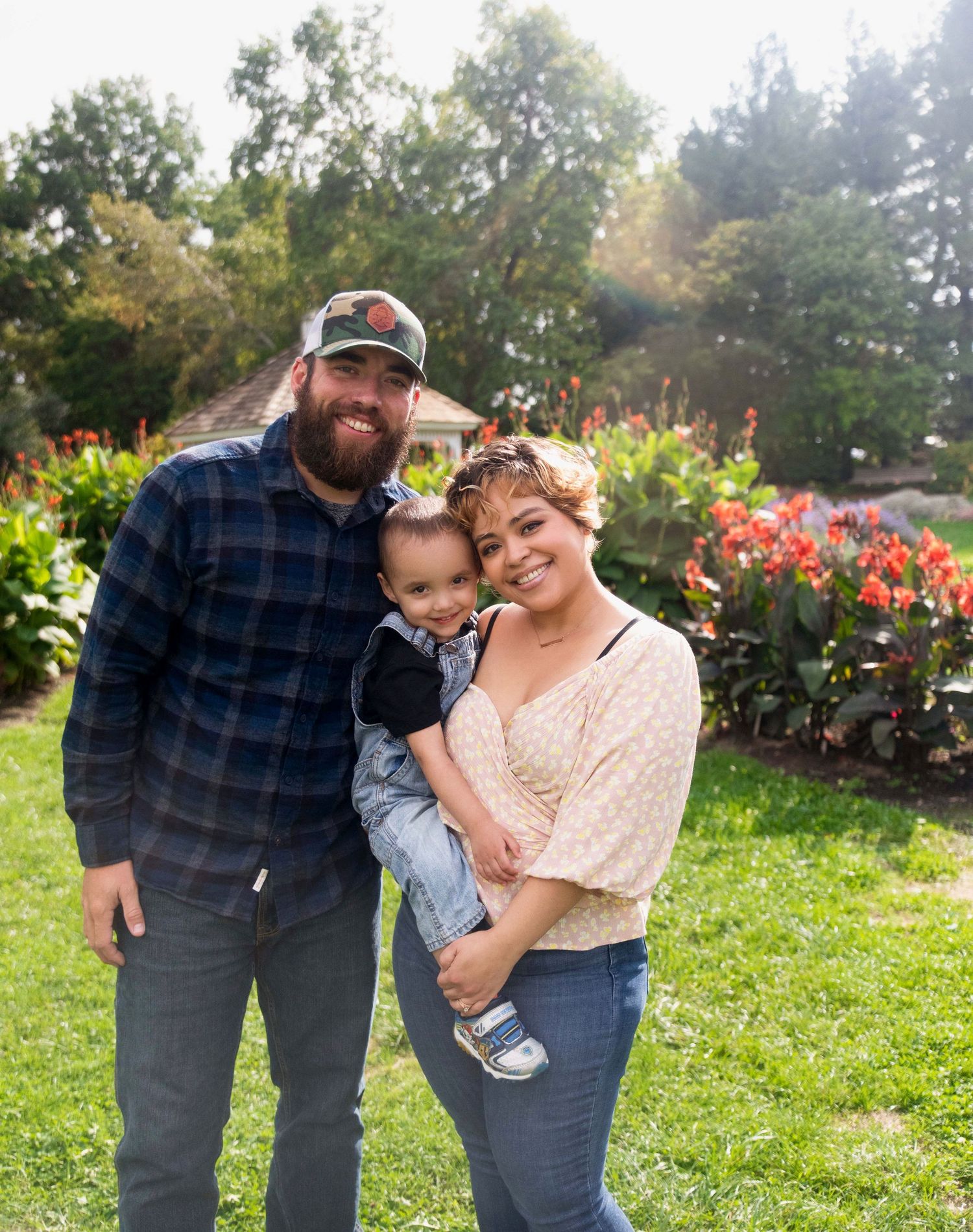 ICC Gardens family portrait session in East Peoria IL