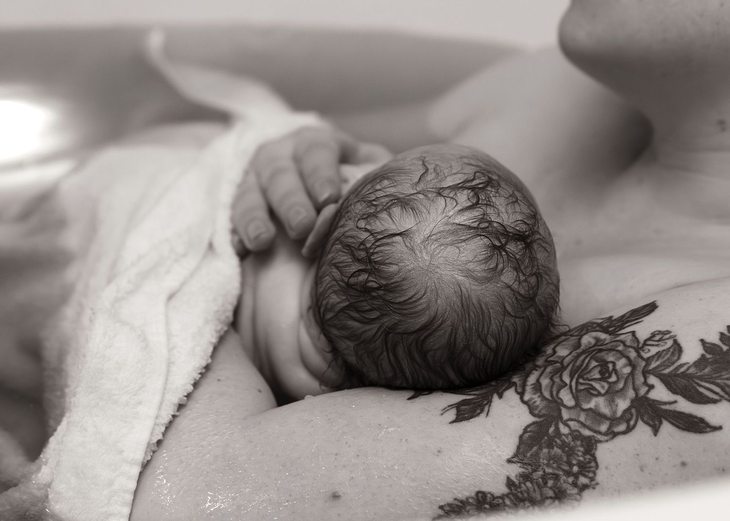 Emotional Birth photography at Bloomington Birth Center