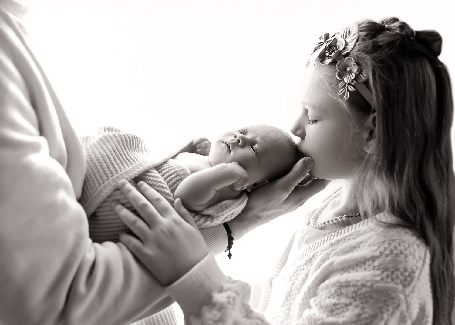 Central IL newborn portraits with natural light and minimal styling with sibling