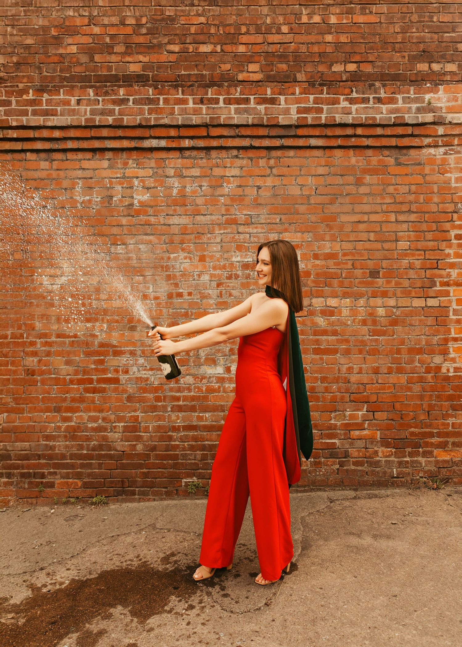 Graduation portrait session in Peoria Illinois Warehouse District