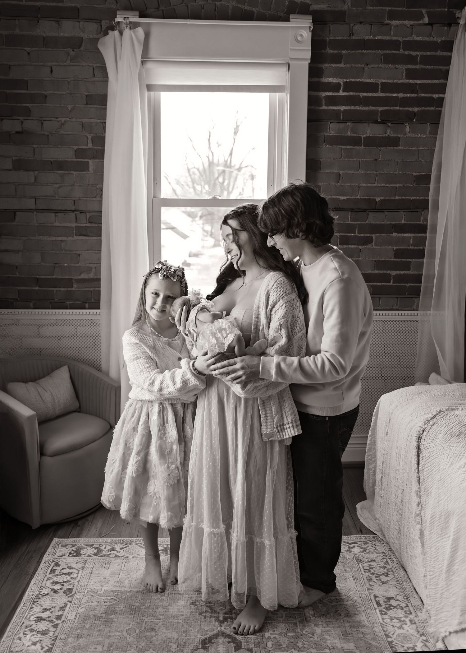 Lifestyle Newborn photoshoot in Central Illinois