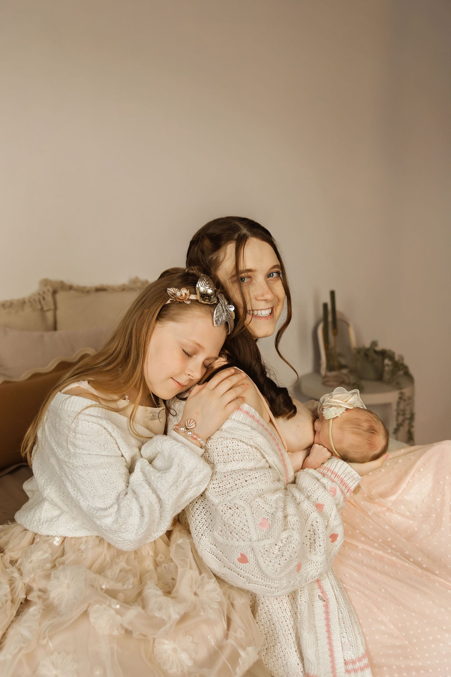 Lifestyle Newborn photoshoot in Central Illinois