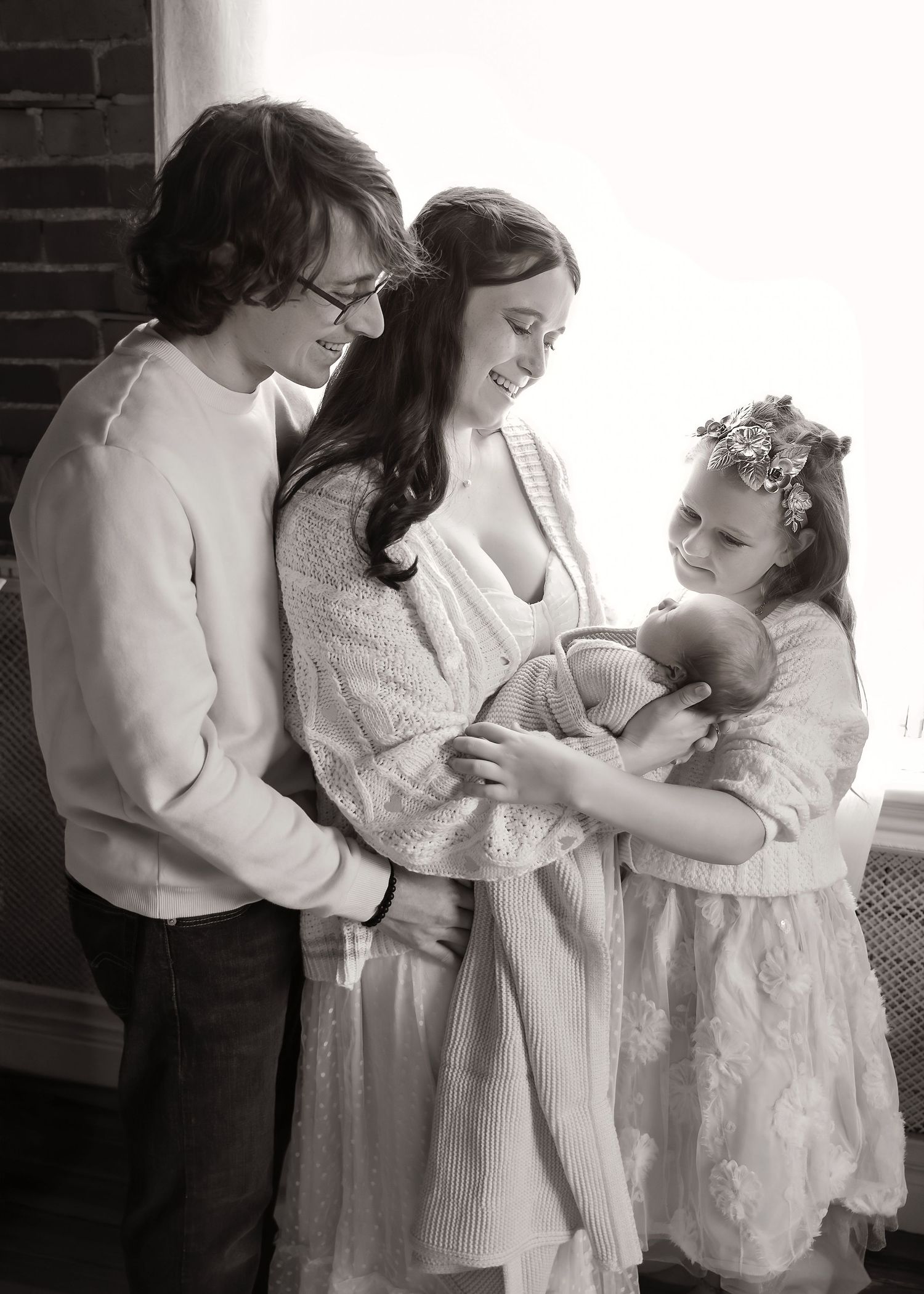 Lifestyle Newborn photoshoot in Central Illinois