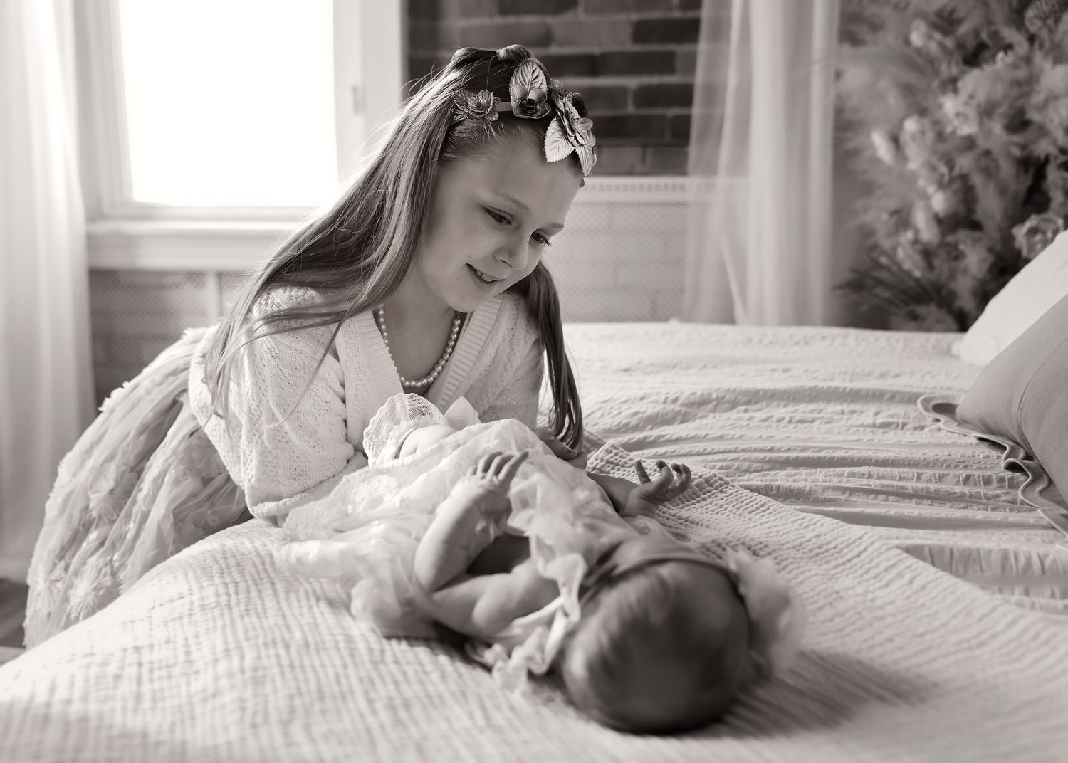 Lifestyle Newborn photoshoot in Central Illinois