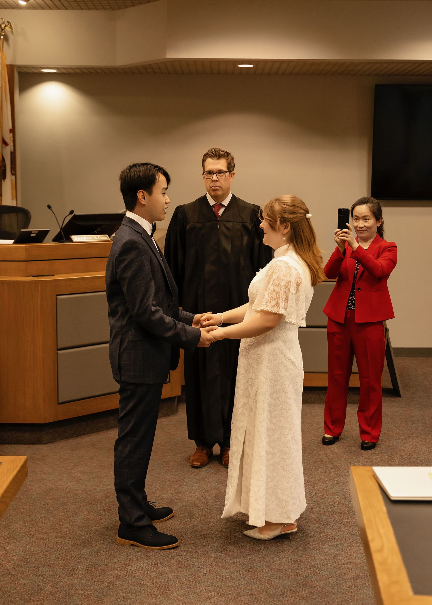Wedding photography at Peoria County Courthouse