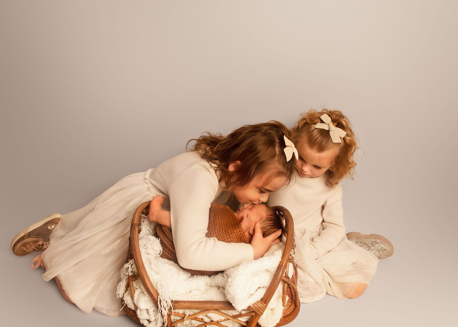 Posed Newborn Session in studio in Peoria, IL