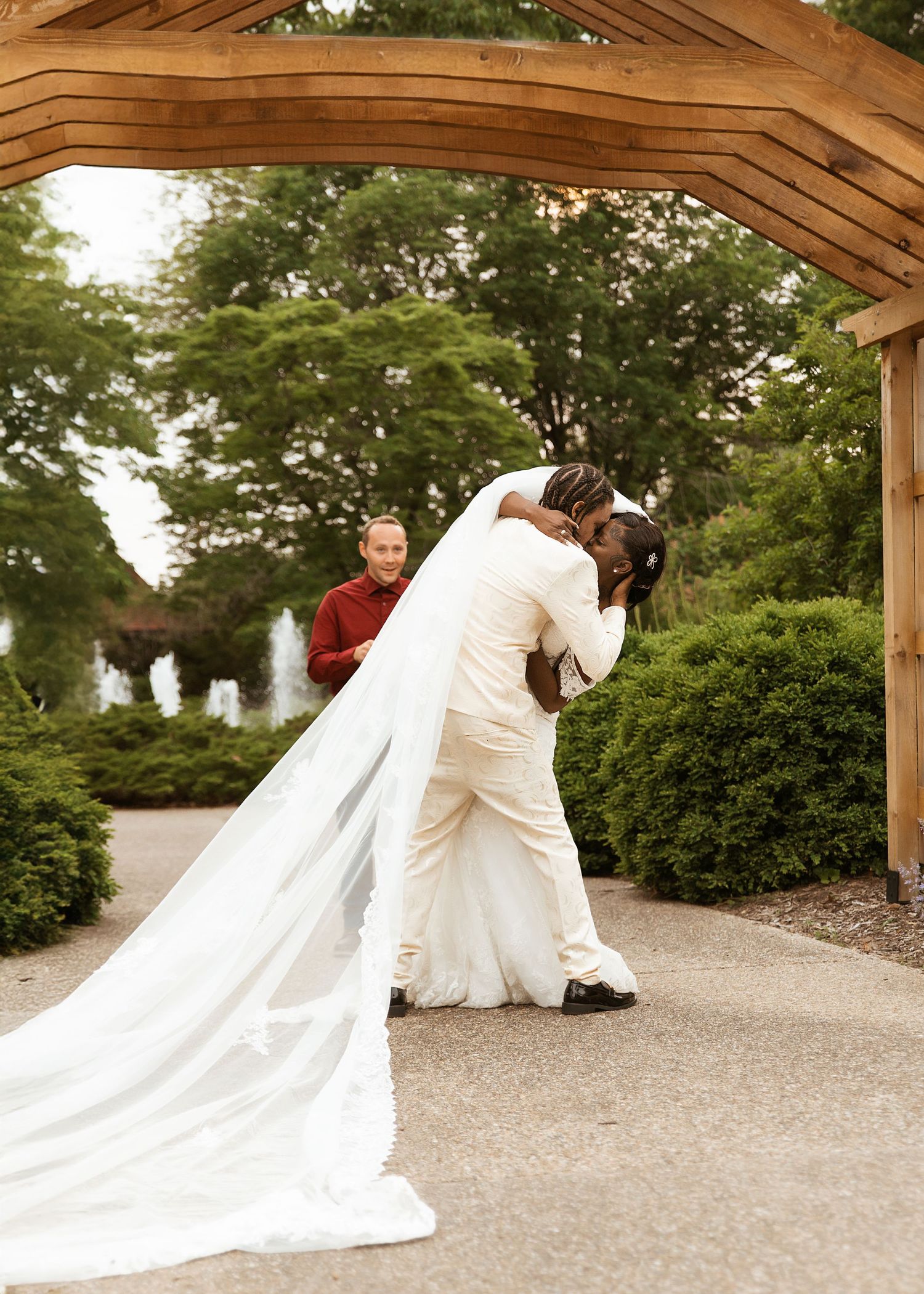 Wedding photography at Glen Oak in Peoria, IL