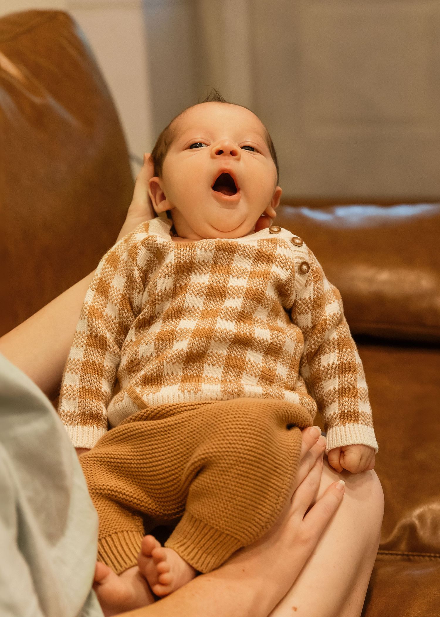 In-home lifestyle newborn session in East Peoria, IL