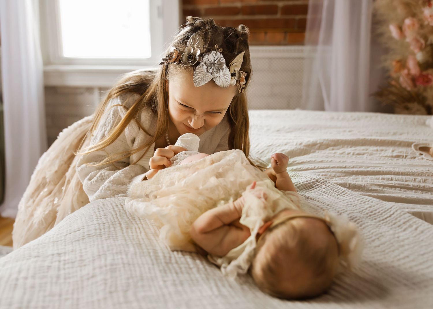 Lifestyle Newborn photoshoot in Central Illinois
