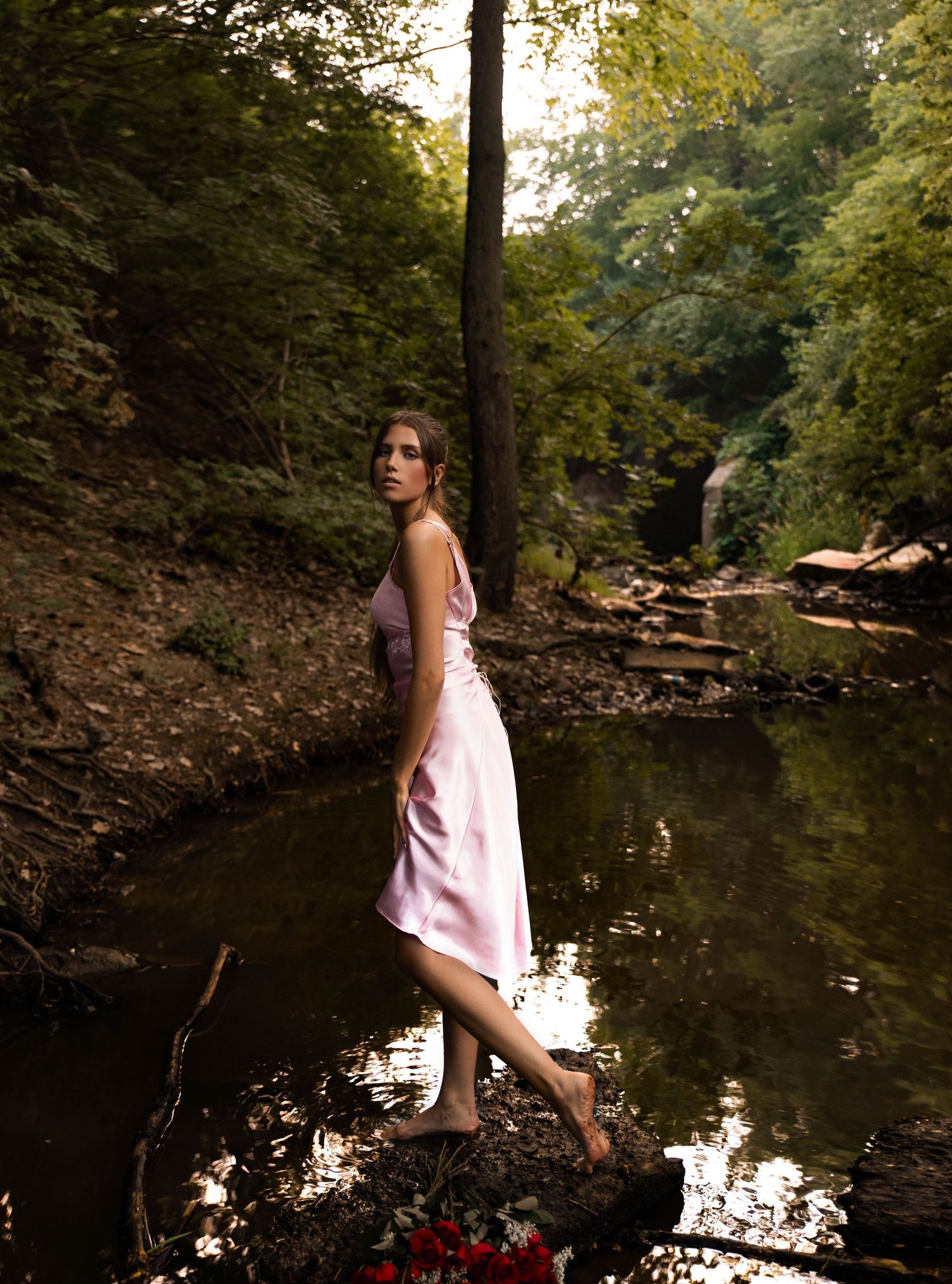 Portrait photoshoot at a creek in Washington, IL