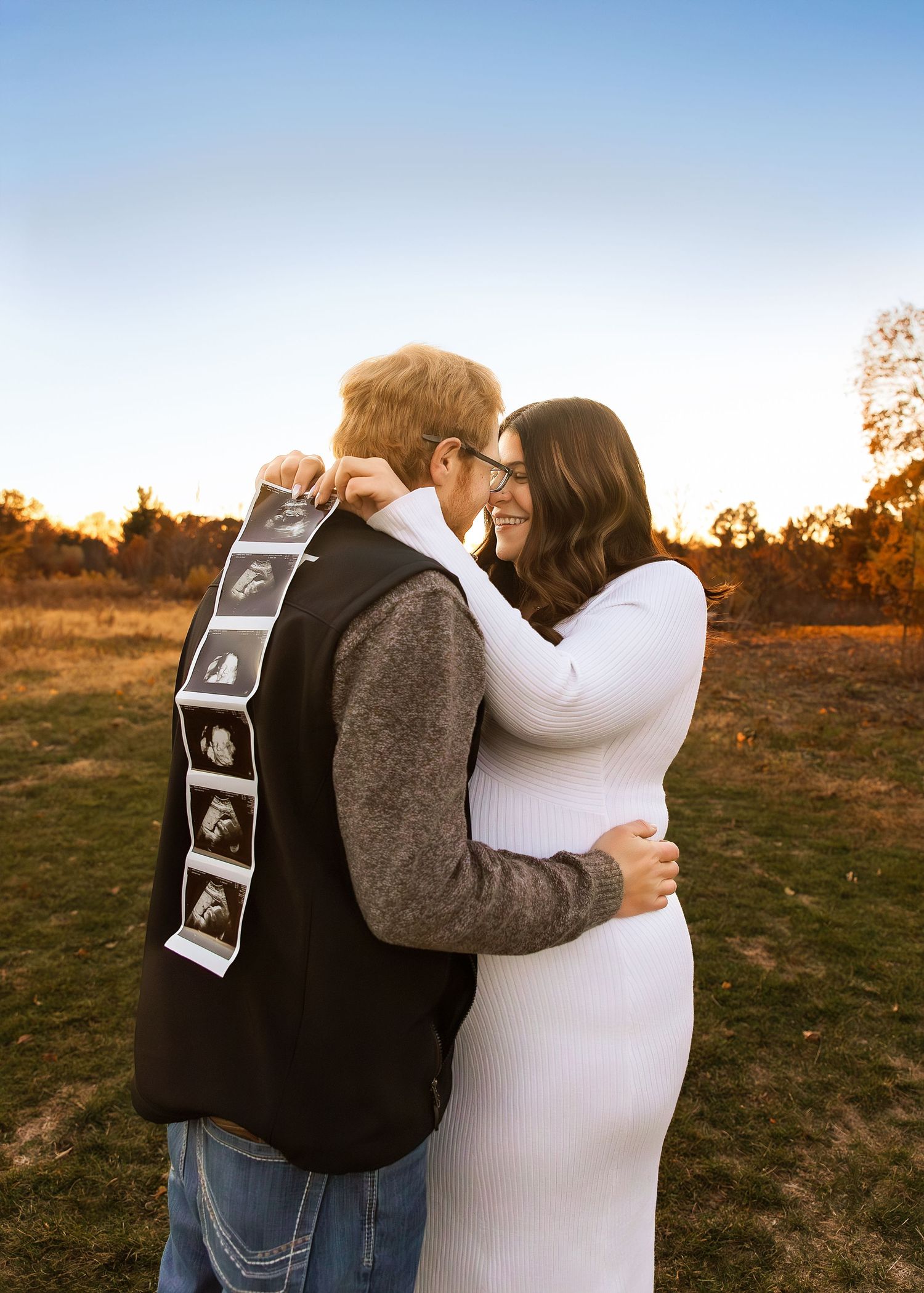 Fall maternity session at Donovan Park in Peoria, IL