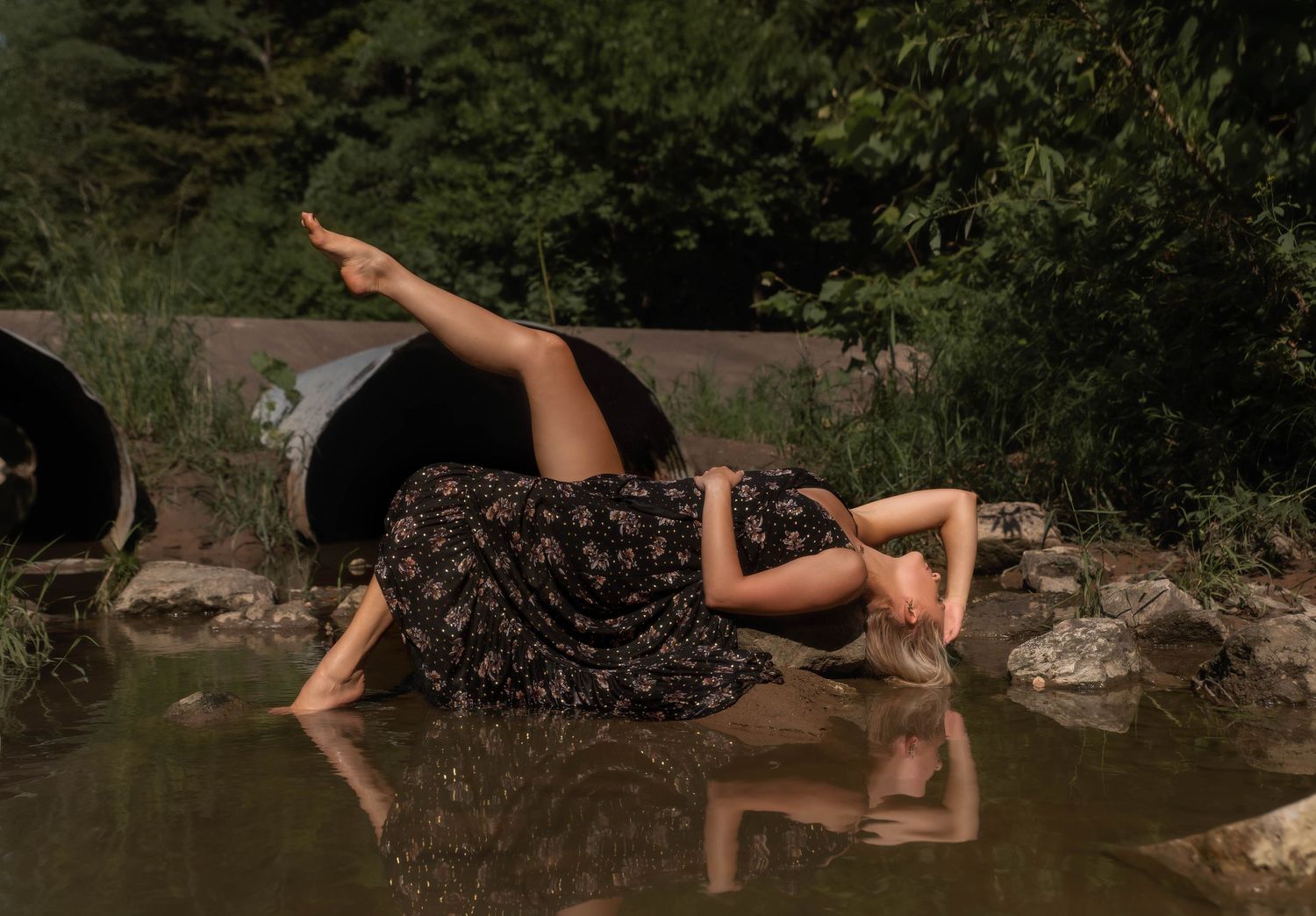 Creek Dance Portrait Photoshoot in Kickapoo, IL