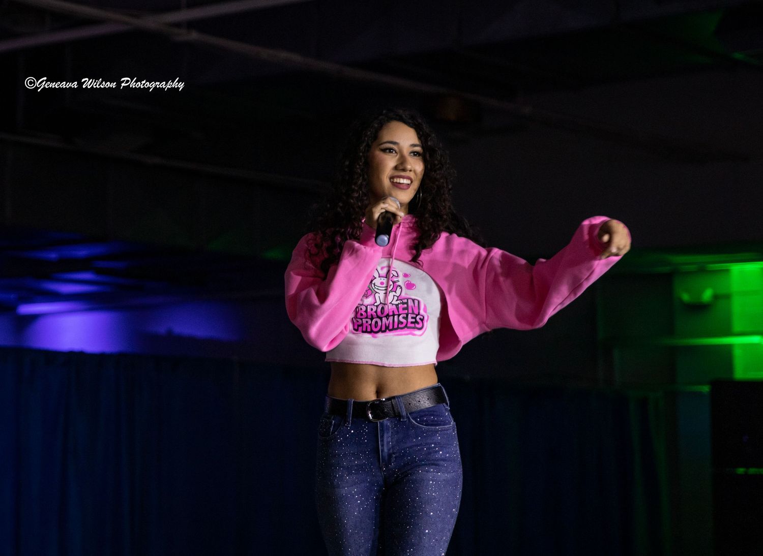 Singer performance in Central Illinois