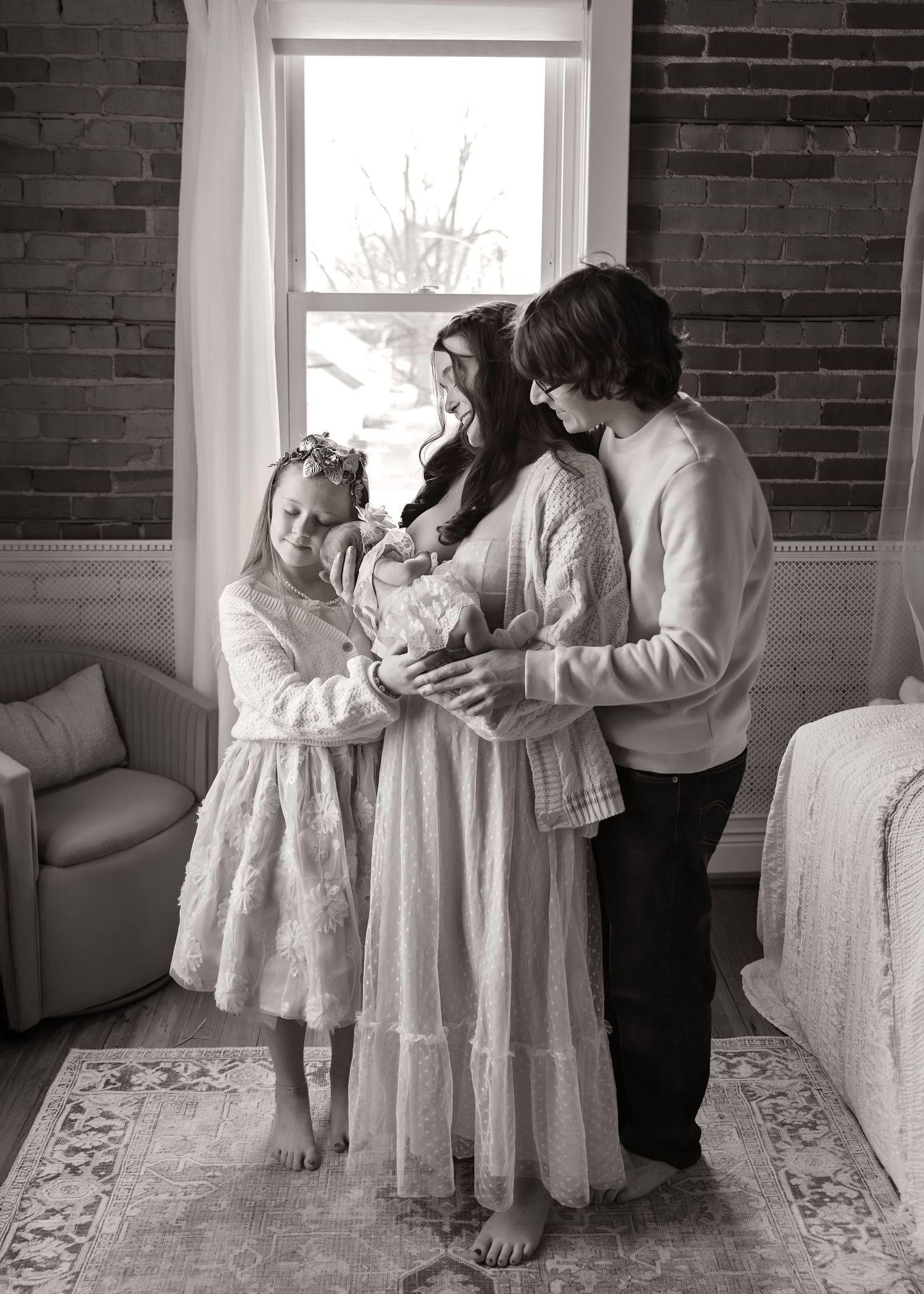 Lifestyle Newborn photoshoot in Central Illinois
