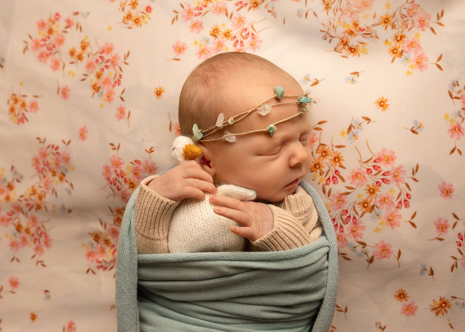 Posed newborn session in Peoria, IL