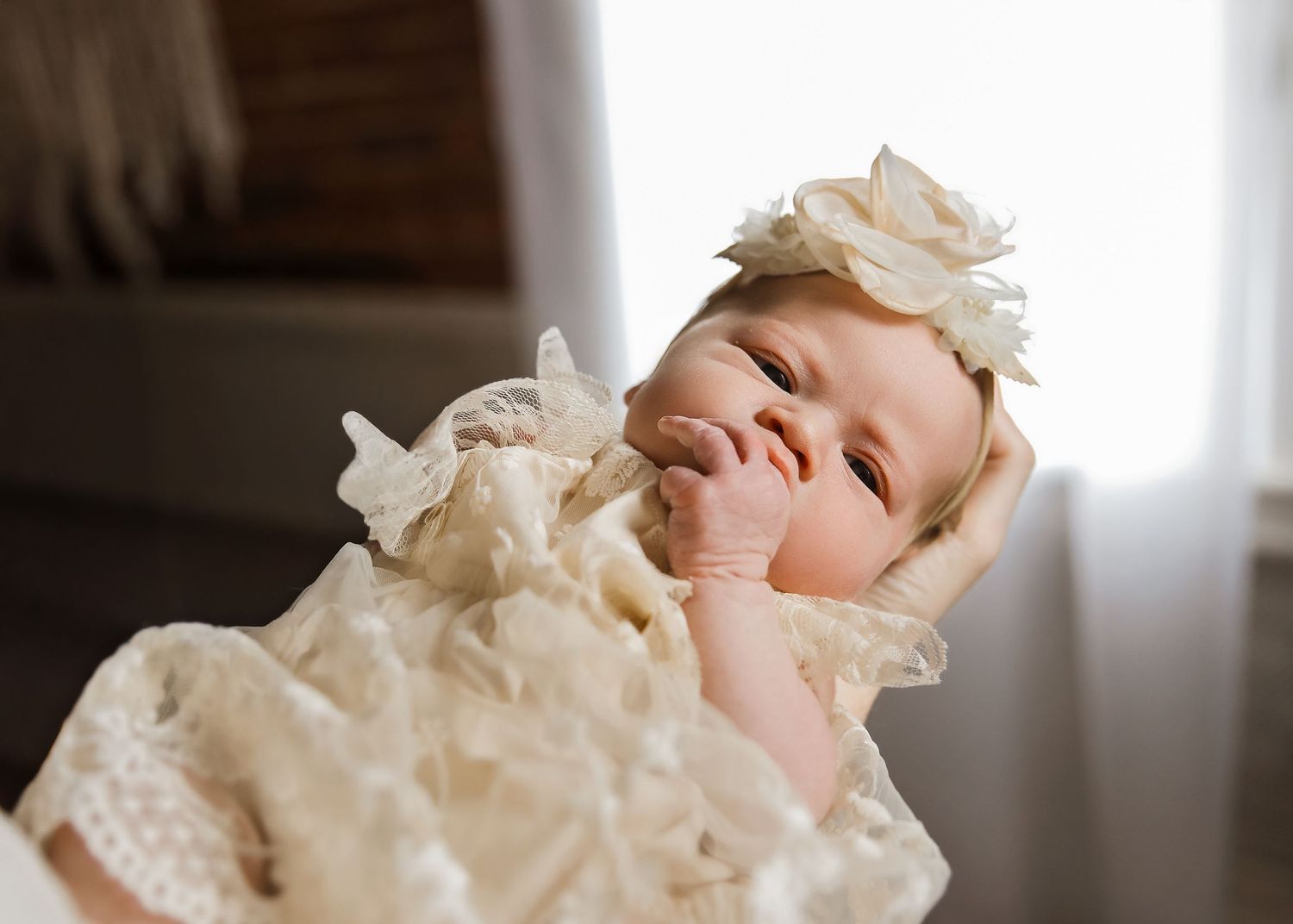 Lifestyle Newborn photoshoot in Central Illinois