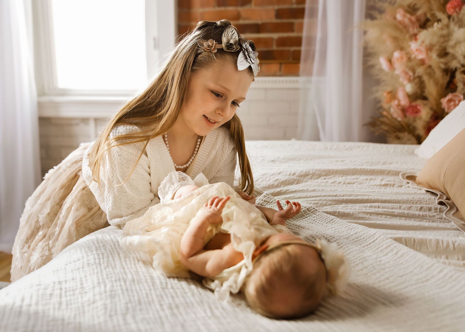 Lifestyle Newborn photoshoot in Central Illinois