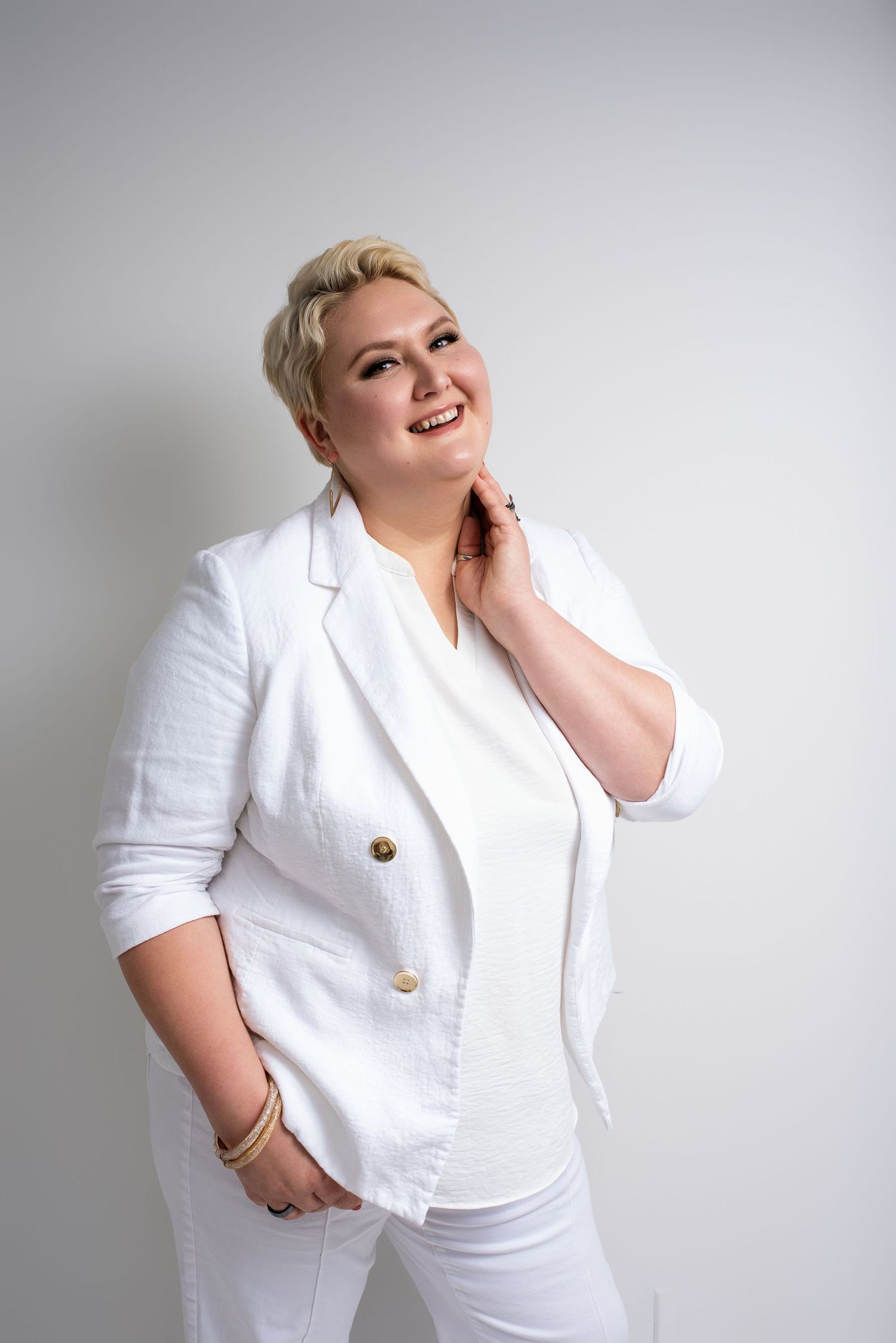 Modern professional headshot woman Nashville branding photography studio