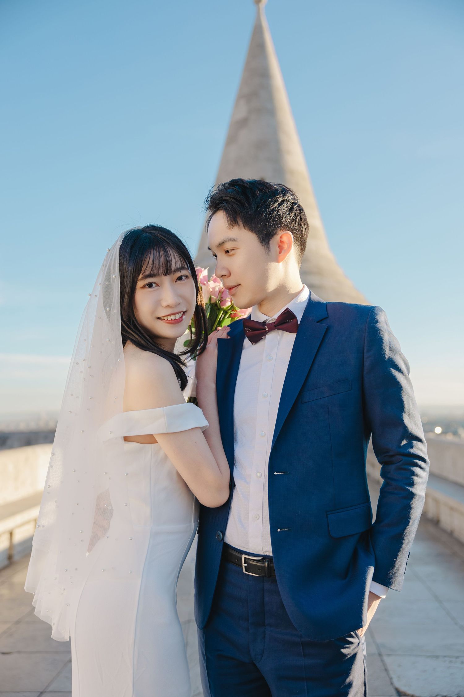 pre-wedding /couple photoshoot photos in Fisherman's Bastion in Budapest