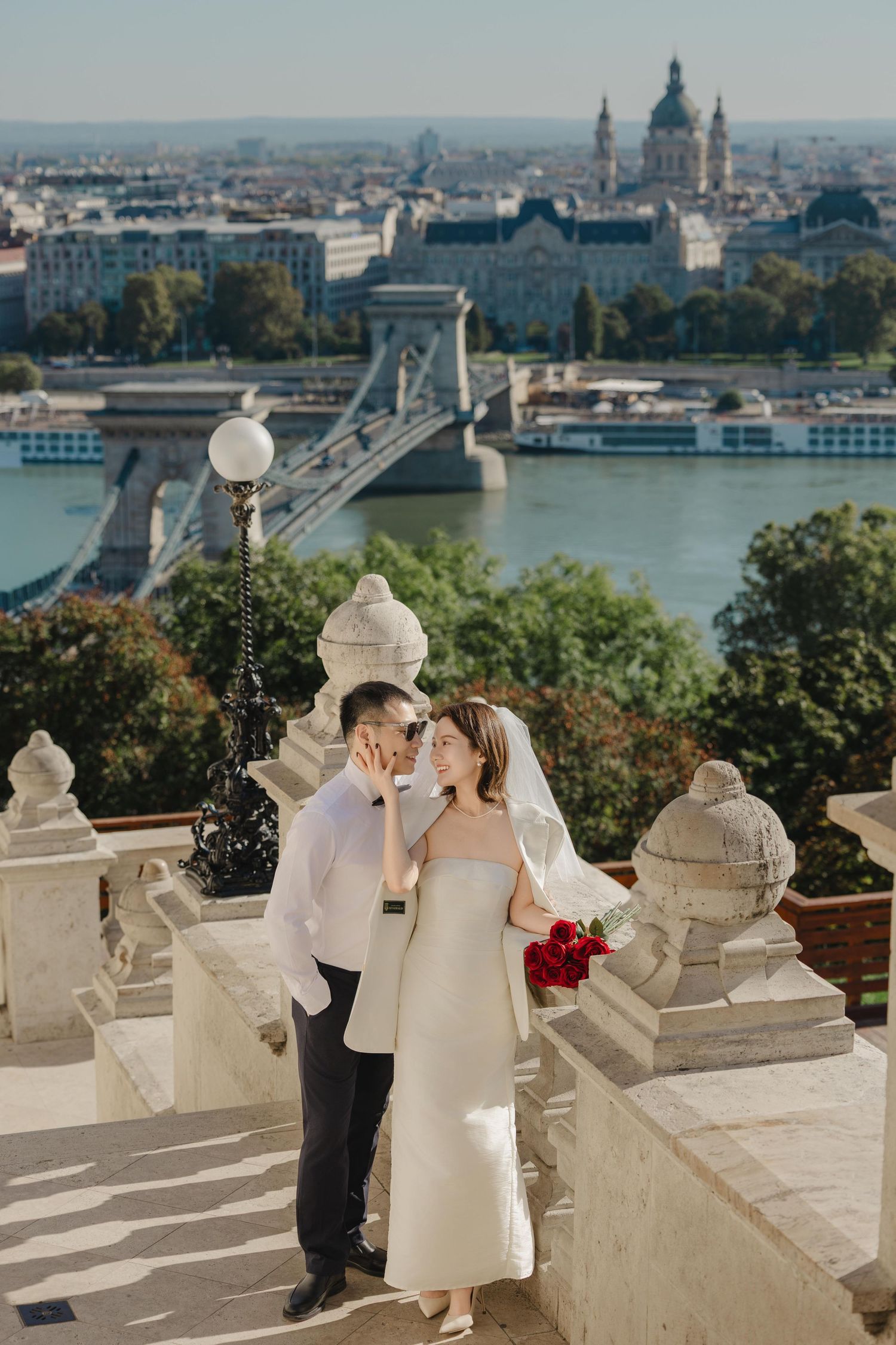 pre-wedding /couple photoshoot at the Buda Castle in Budapest