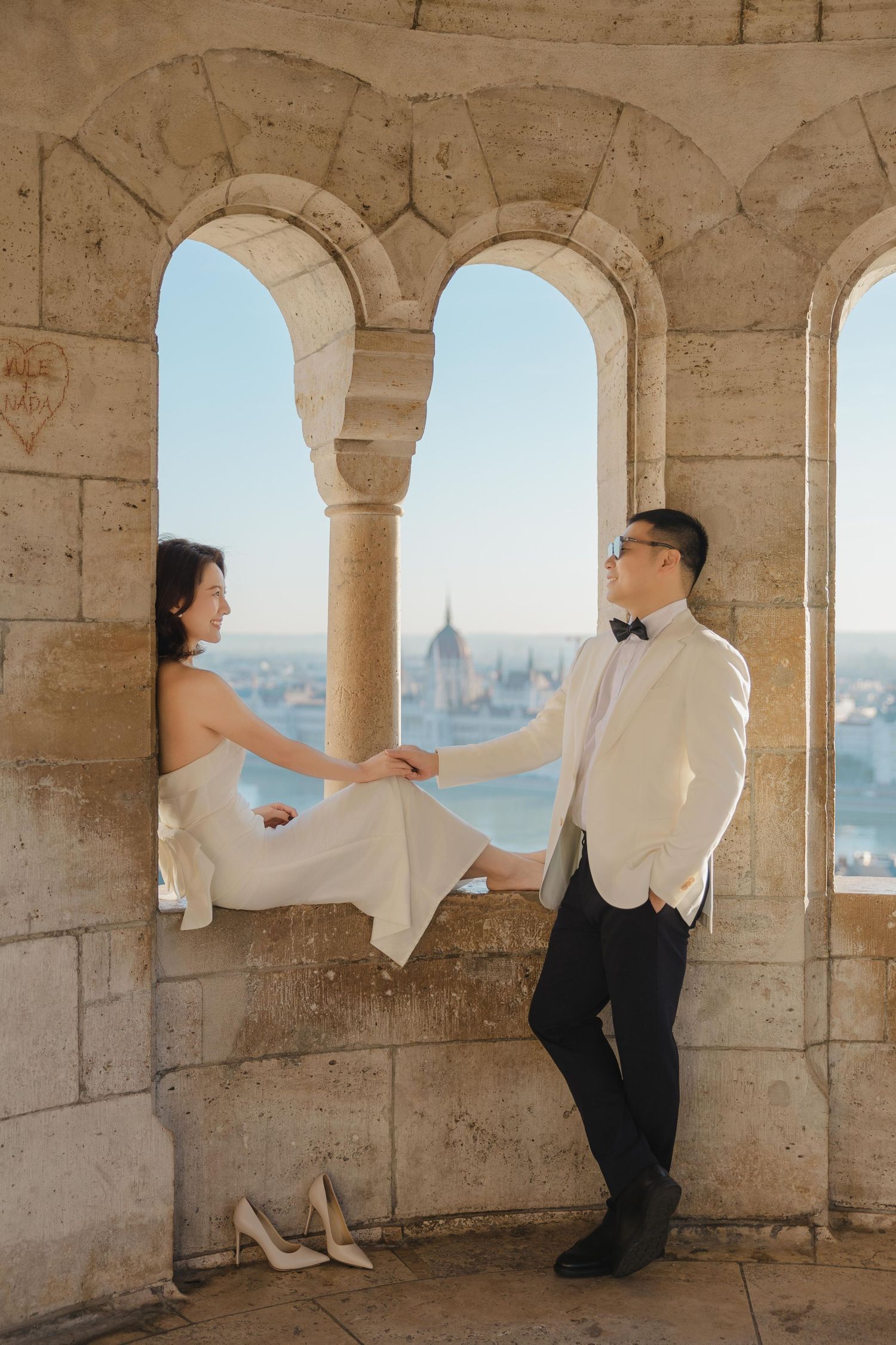 pre-wedding /couple photoshoot photos in Fisherman's Bastion in Budapest