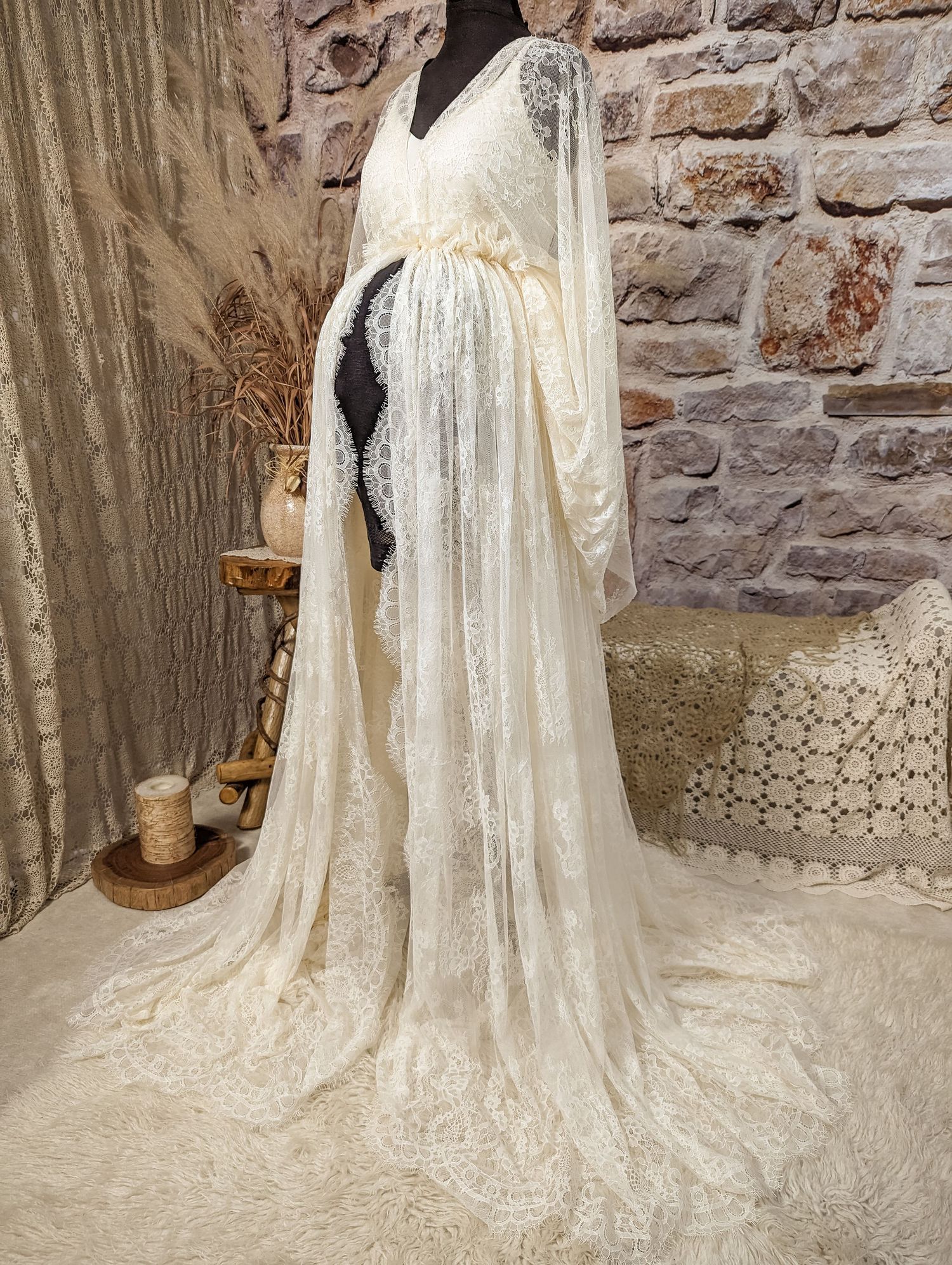 handmade lace maternity gown Mississauga Photographer