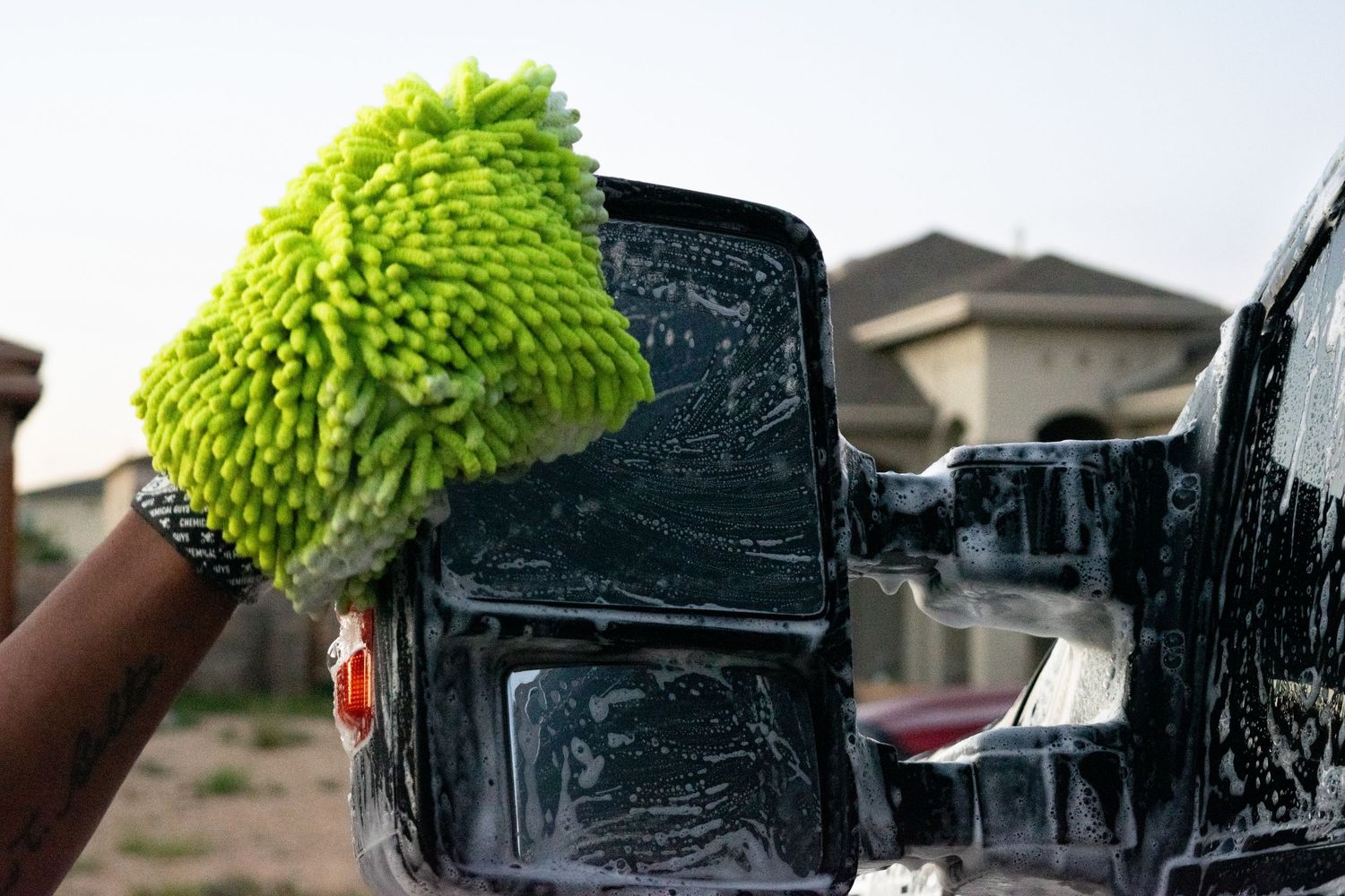detailing service hand car wash and dry glove mit truck soap suds ford super duty f-250 el paso tx texas apex autoworks